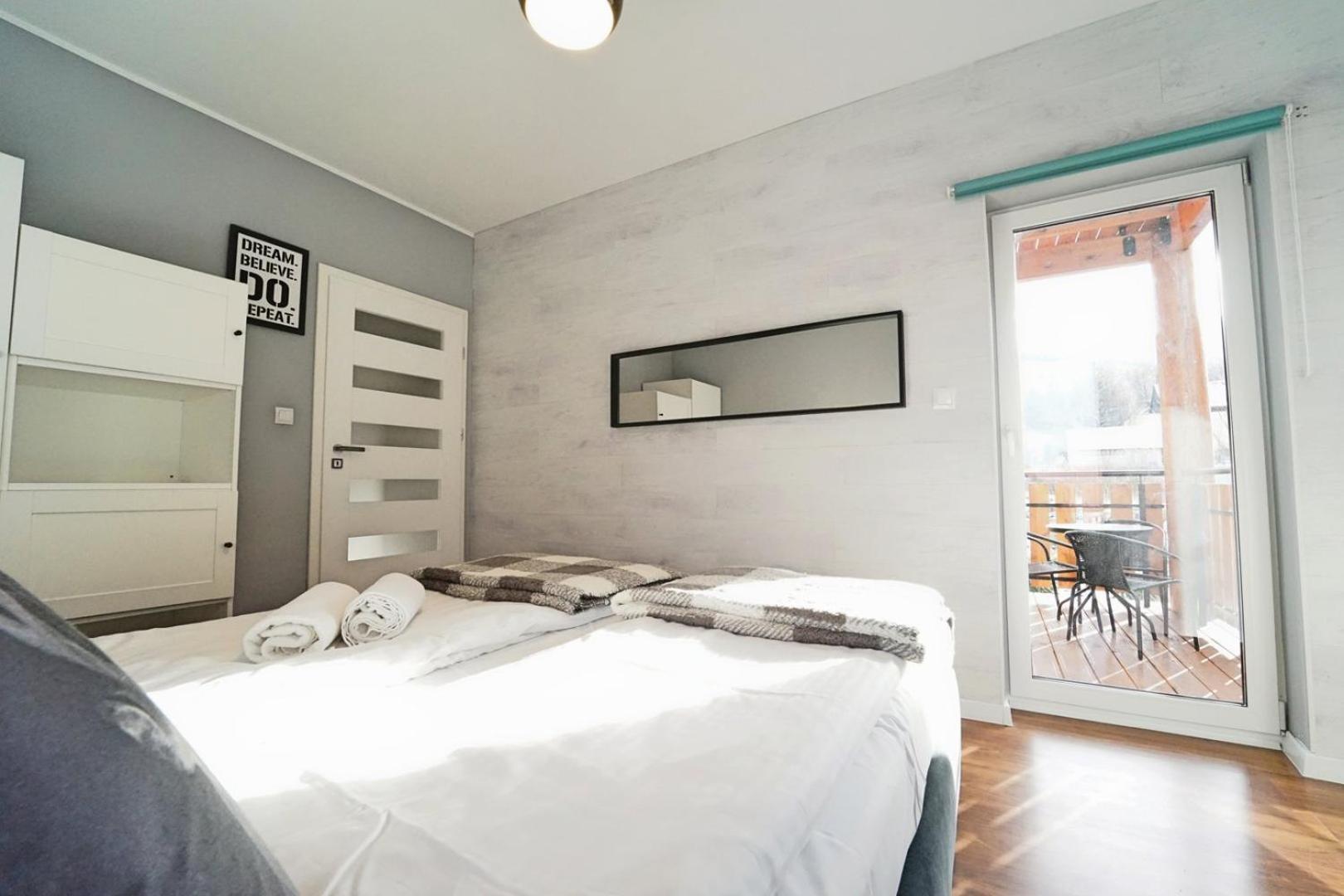 Apartamenty Everysky - Emilii Plater 18-18A คาร์ปัตซ์ ภายนอก รูปภาพ