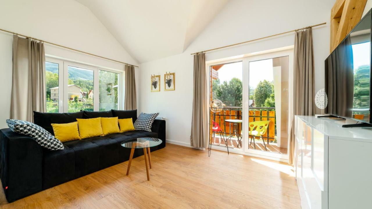 Apartamenty Everysky - Emilii Plater 18-18A คาร์ปัตซ์ ภายนอก รูปภาพ